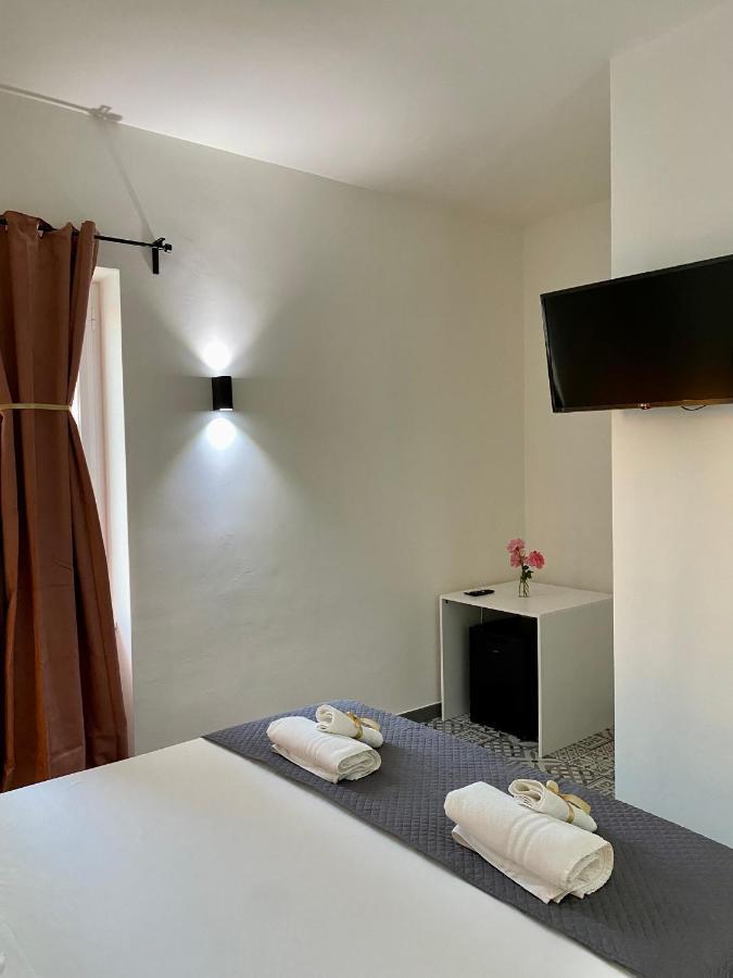 Habitat Luxury Suites Беллона Экстерьер фото