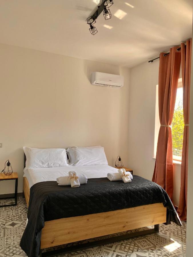 Habitat Luxury Suites Беллона Экстерьер фото